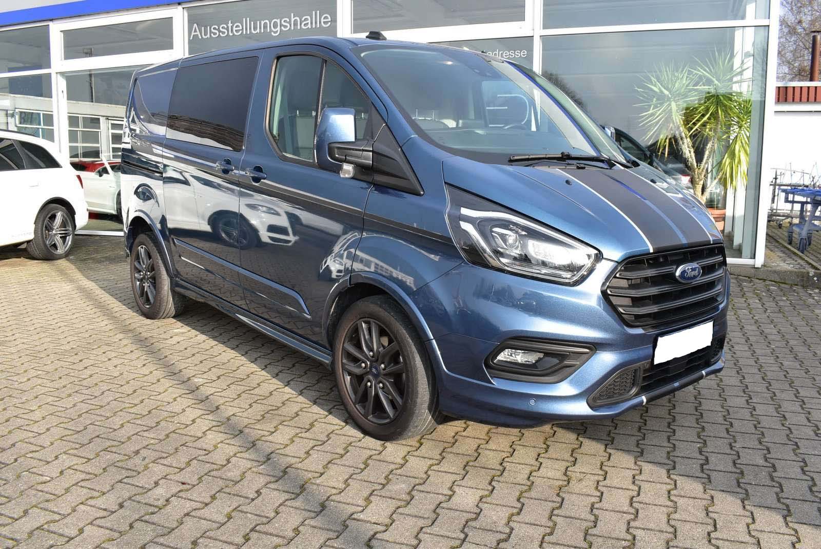 Vehicle lot 490